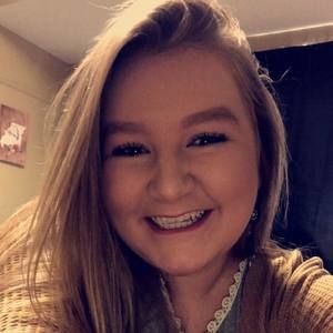 Meet your Posher, Caitlyn